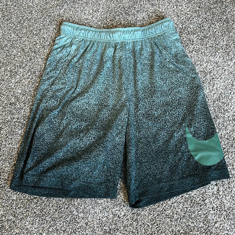 Nike dri fit basketball shorts